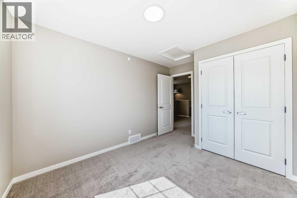 Photo 28 of 385 Hotchkiss Drive Se, Calgary AB