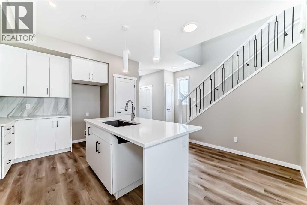 Photo 10 of 413 Hotchkiss Drive Se, Calgary AB