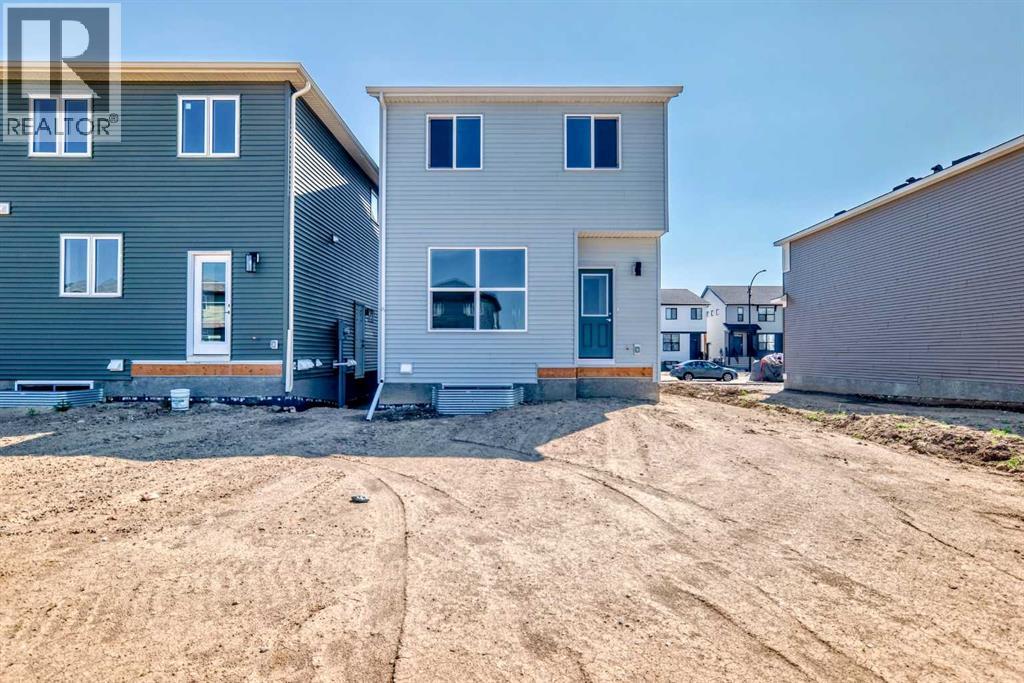 Photo 8 of 413 Hotchkiss Drive Se, Calgary AB