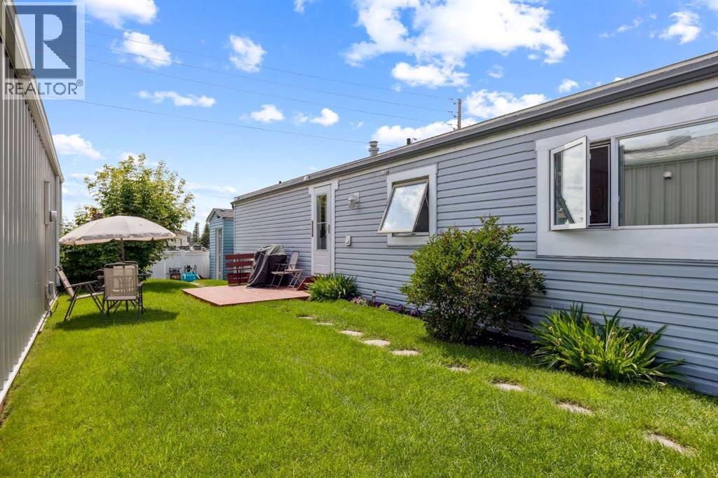 Single Family House Mobile Home for Sale in  Erin Woods Circle SE Erin Woods Calgary 