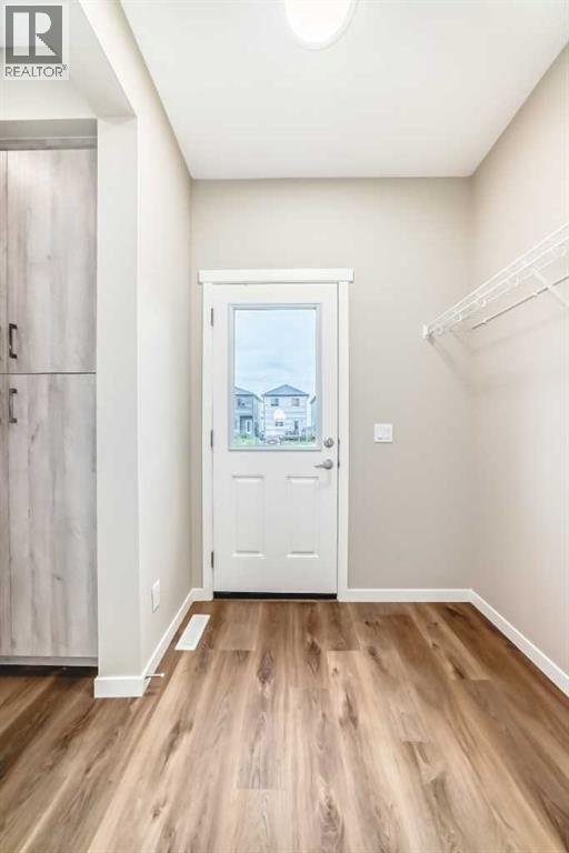 Photo 18 of 432 Hotchkiss Drive Se, Calgary AB