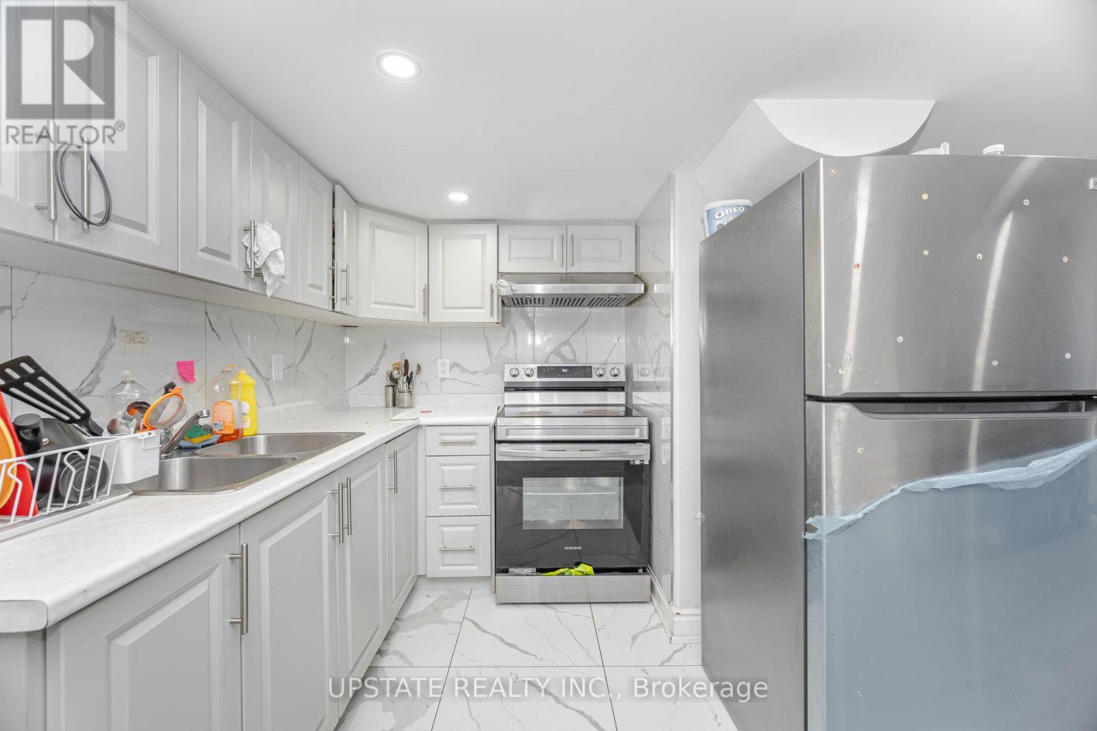 Photo 38 of 2 Jenwood Crescent, Brampton ON