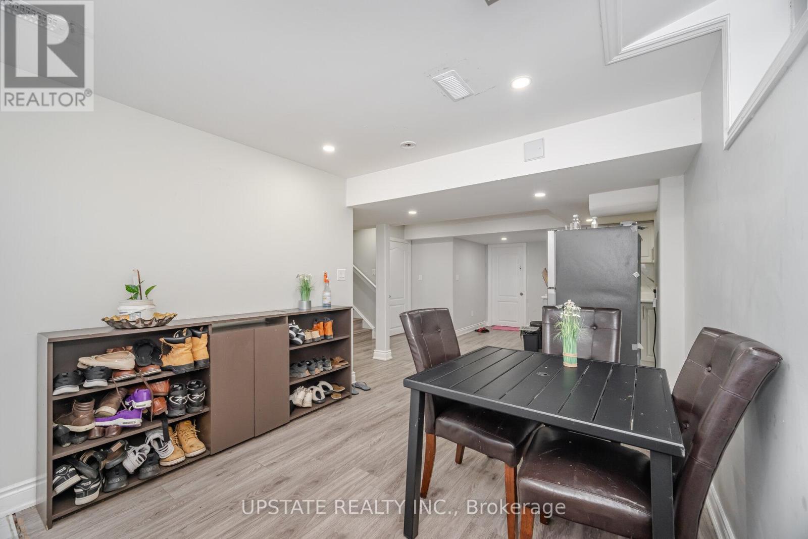 Photo 41 of 2 Jenwood Crescent, Brampton ON