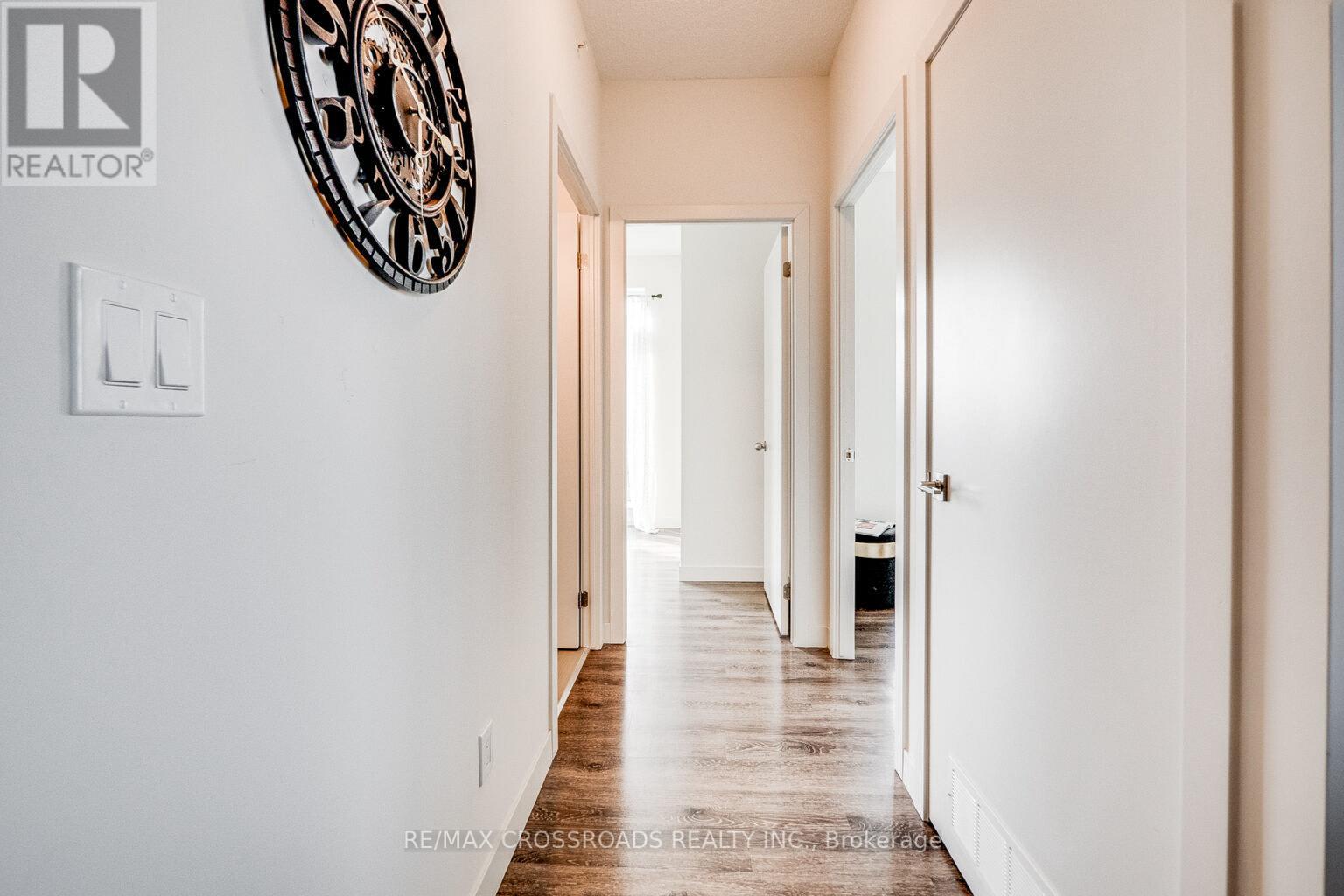 Photo 1 of 502 2093 Fairview Street, Burlington ON