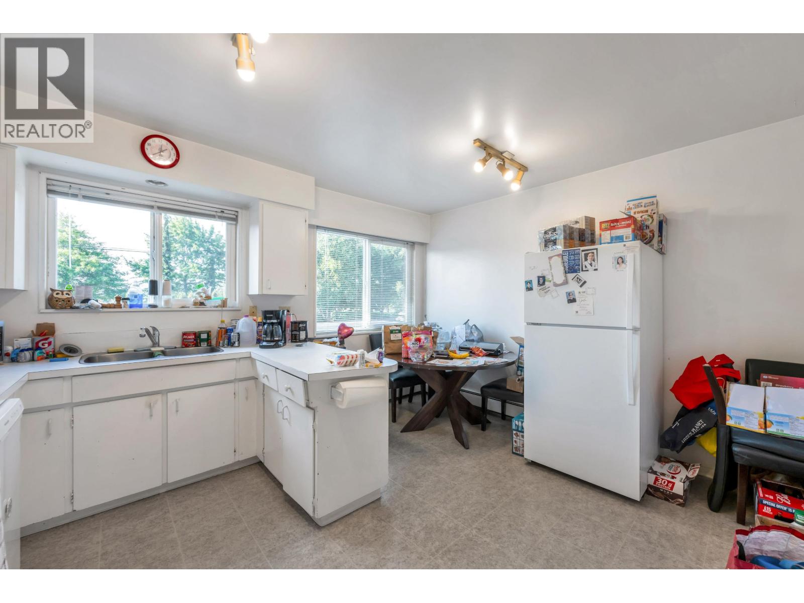 Photo 12 of 5854 48 A Avenue, Ladner BC