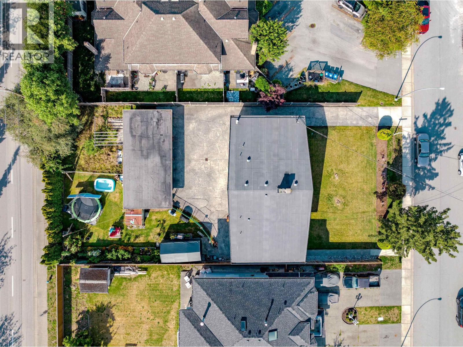 Photo 15 of 5854 48 A Avenue, Ladner BC