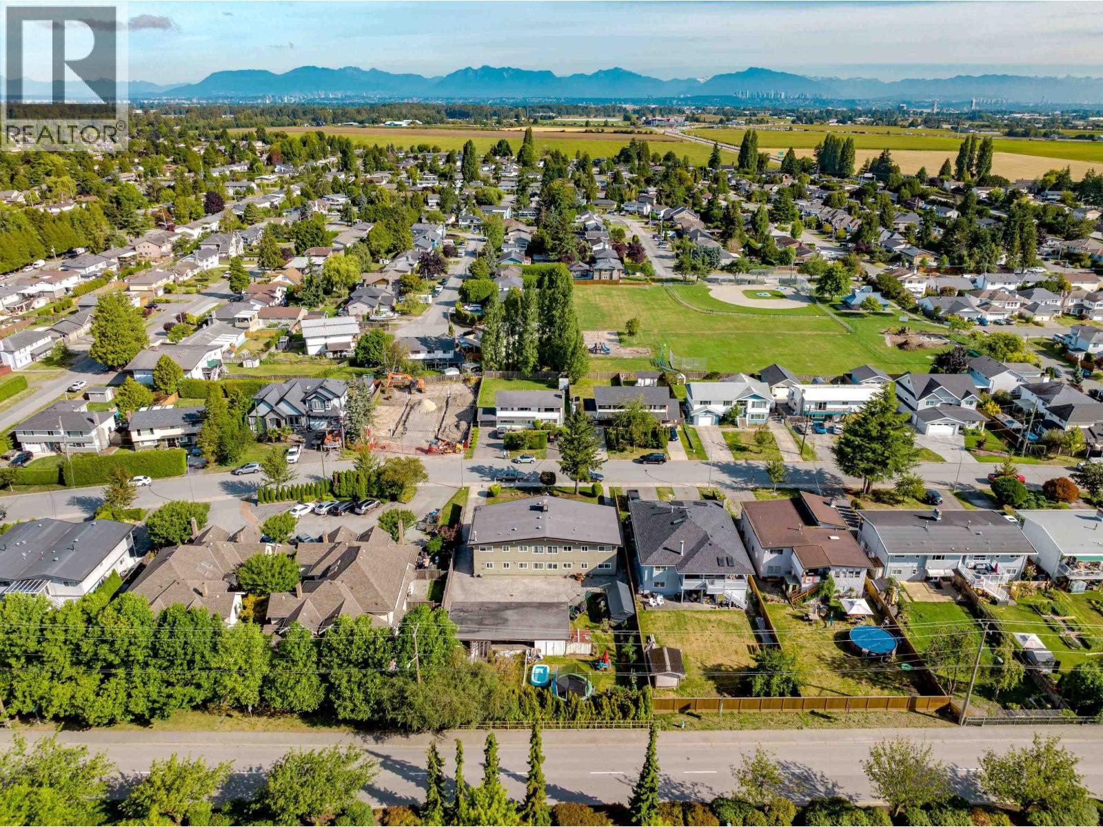 Photo 7 of 5854 48 A Avenue, Ladner BC