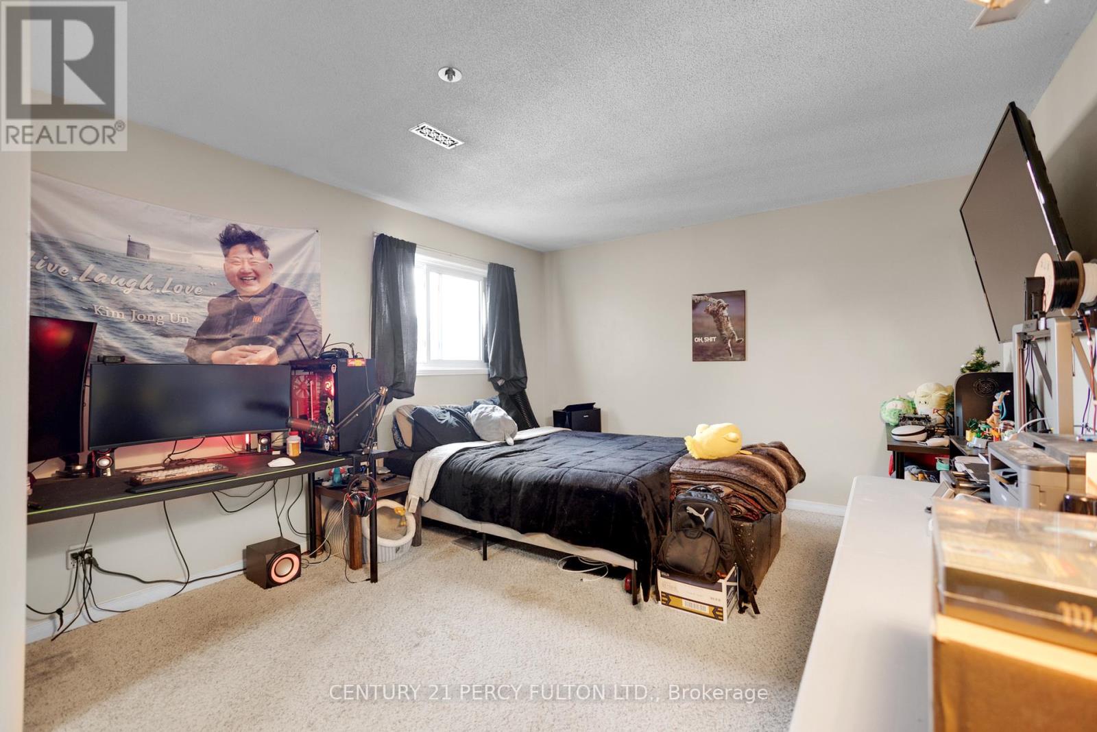 Photo 18 of 56 3085 Kingsway Drive, Kitchener ON