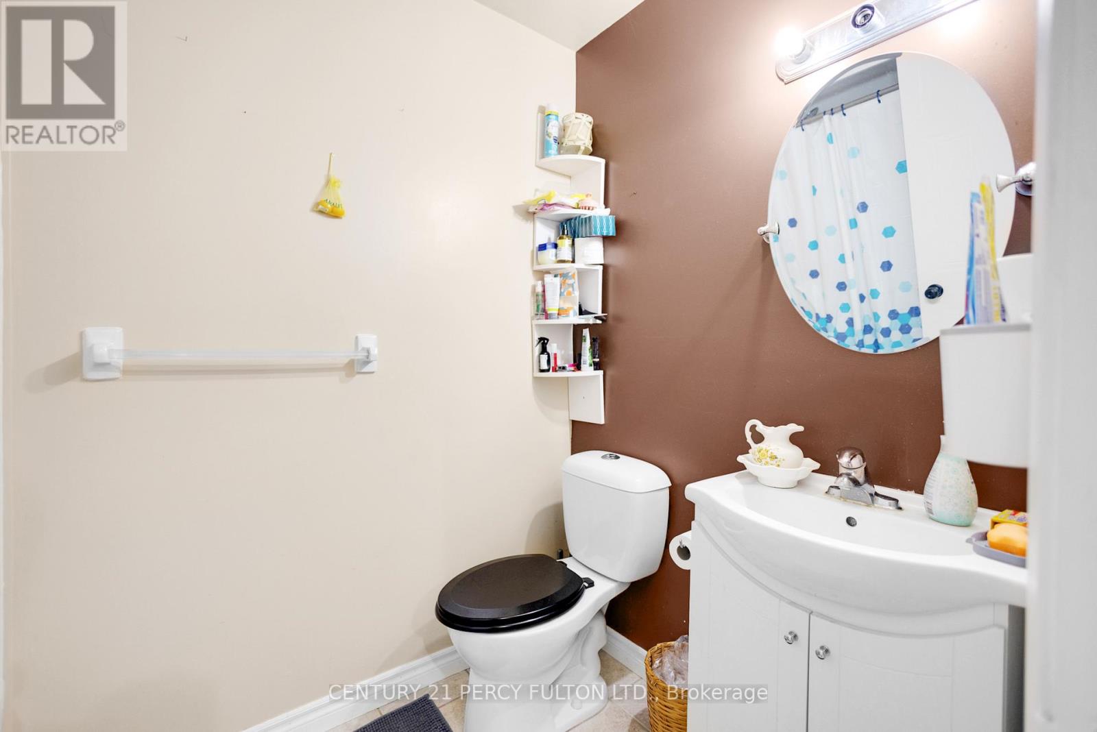 Photo 4 of 56 3085 Kingsway Drive, Kitchener ON