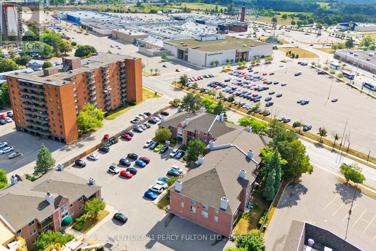 Photo 11 of 56 3085 Kingsway Drive, Kitchener ON