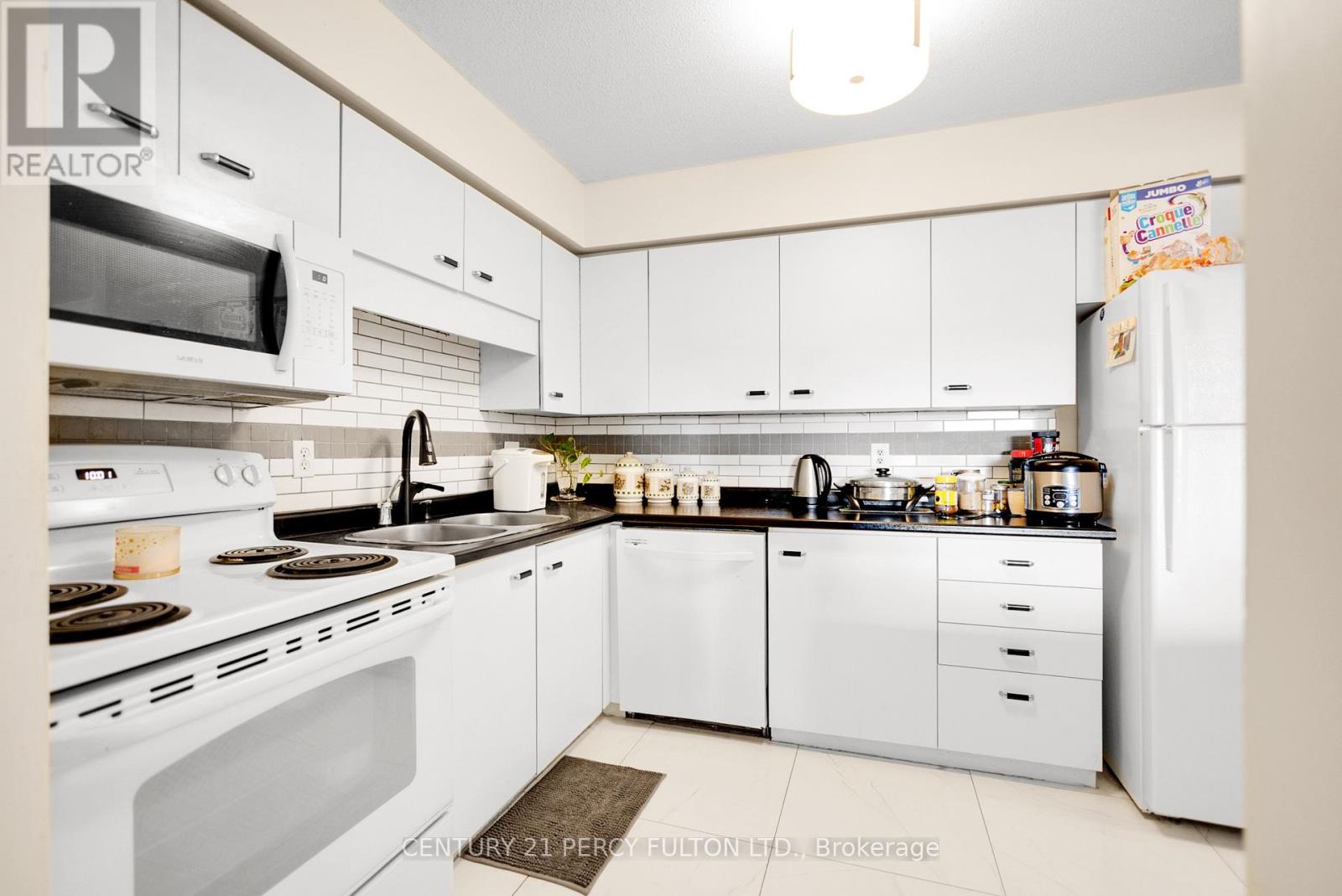 Photo 20 of 56 3085 Kingsway Drive, Kitchener ON