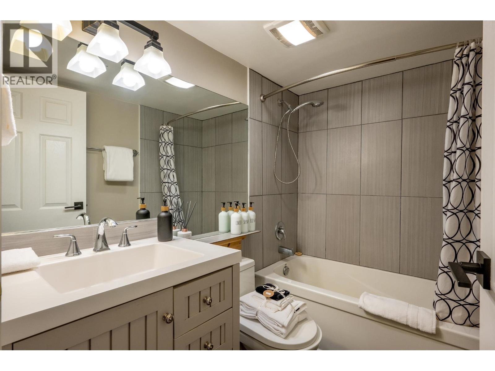 347 4340 LORIMER ROAD, Whistler