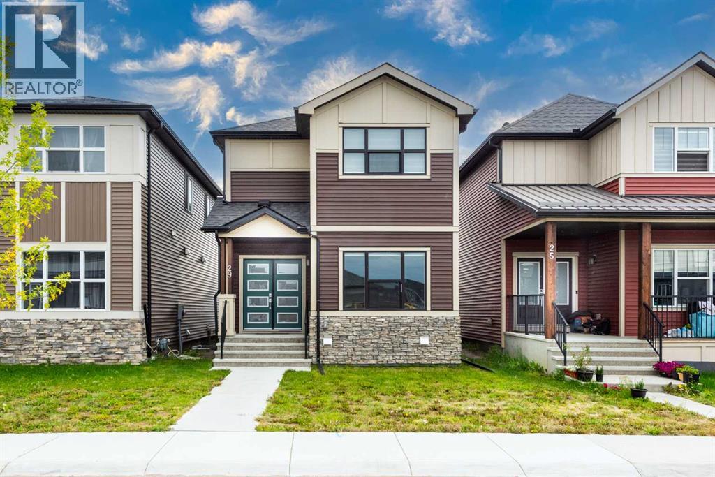 Single Family House for Sale in  homestesd Crest NE Homestead Calgary 