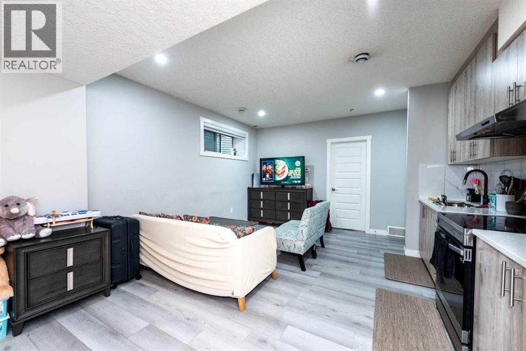Single Family House for Sale in  homestesd Crest NE Homestead Calgary 