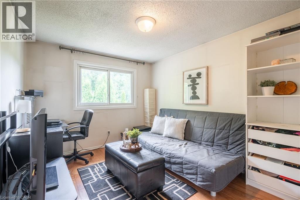 Photo 16 of 16 Flamingo Drive, Hamilton ON