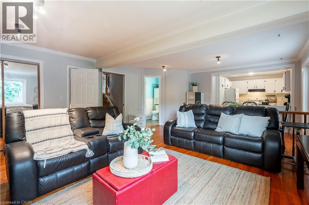 Photo 18 of 16 Flamingo Drive, Hamilton ON