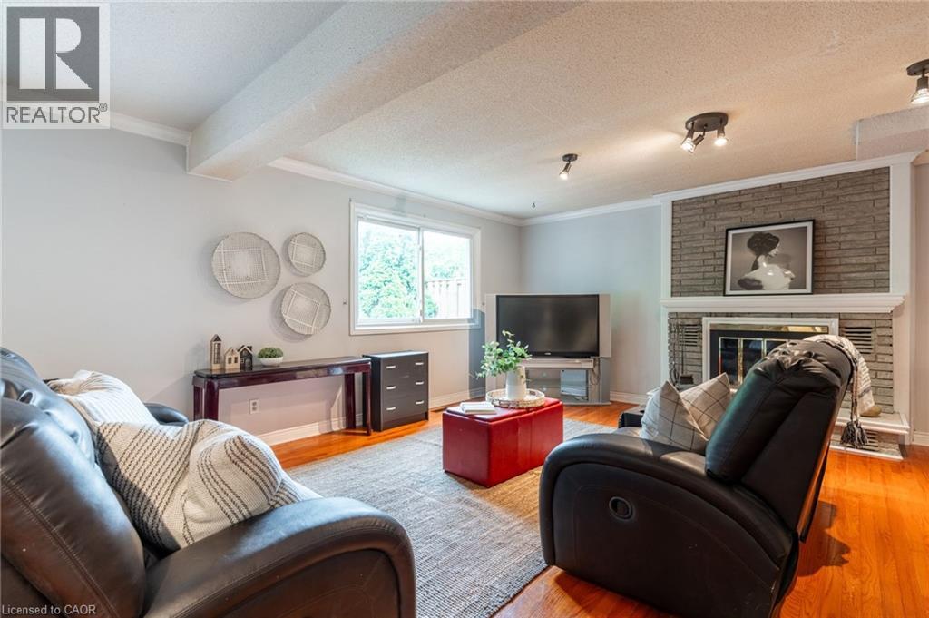Photo 35 of 16 Flamingo Drive, Hamilton ON