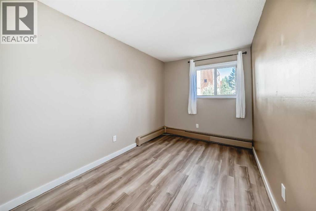 Photo 16 of 104 7164 Parke Avenue, Red Deer AB