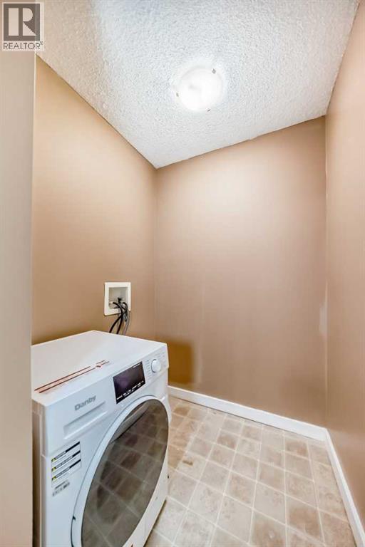 Photo 6 of 104 7164 Parke Avenue, Red Deer AB