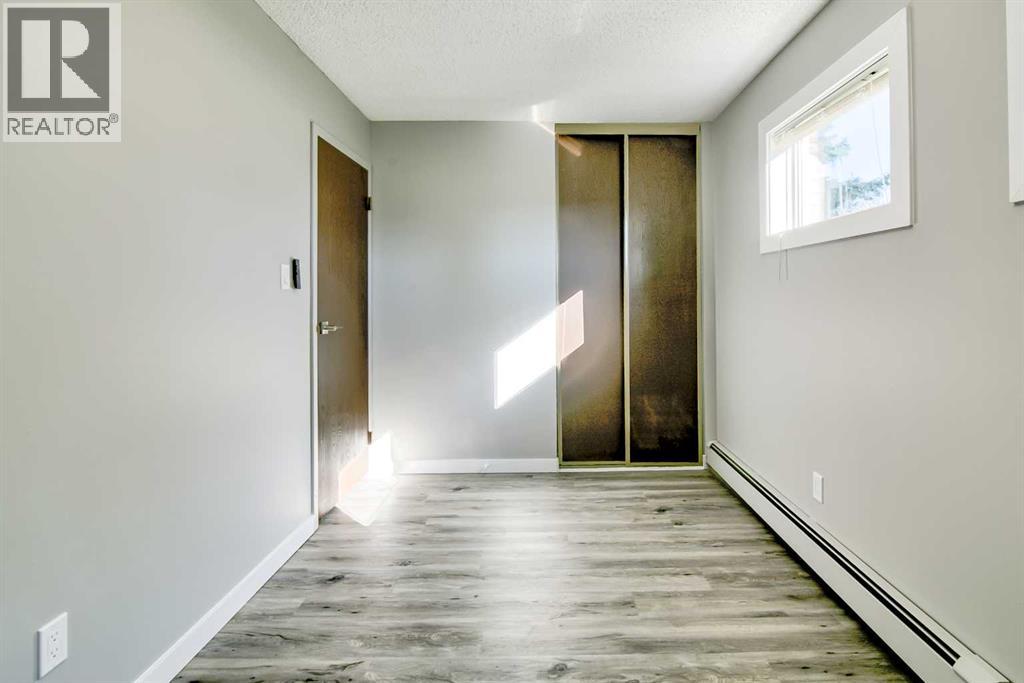 Photo 32 of 109 420 Columbia Boulevard W, Lethbridge AB