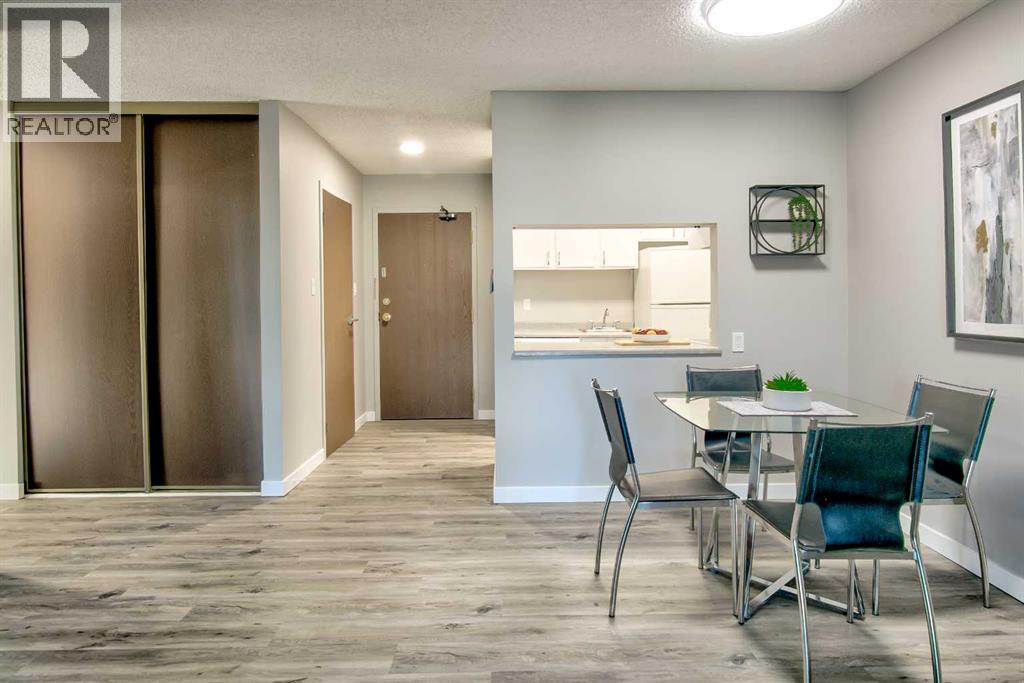 Photo 18 of 109 420 Columbia Boulevard W, Lethbridge AB
