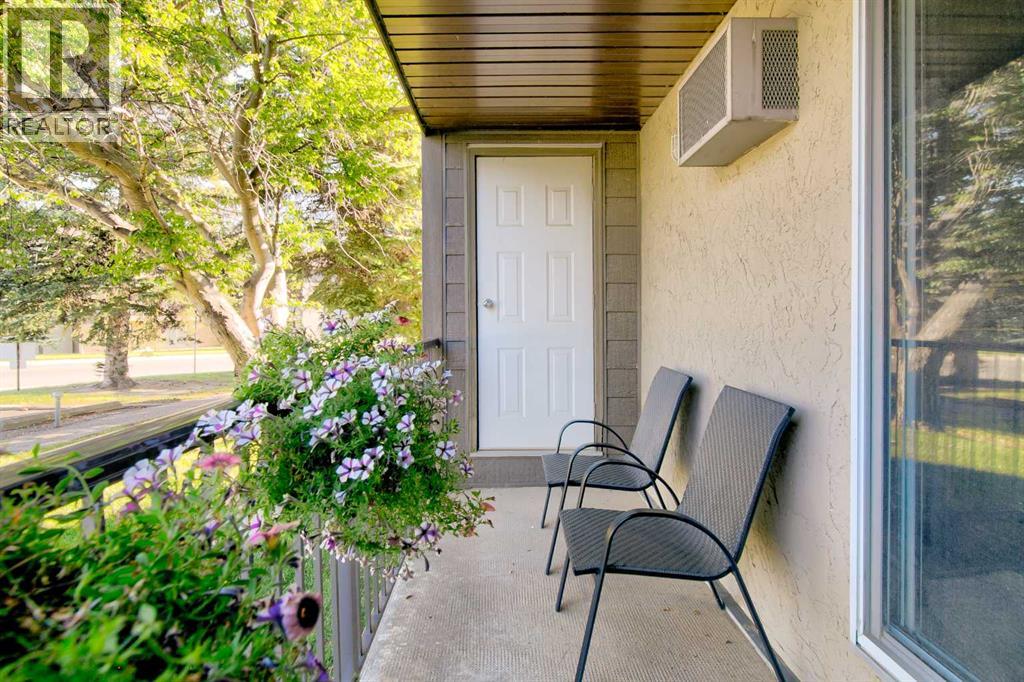 Photo 42 of 109 420 Columbia Boulevard W, Lethbridge AB