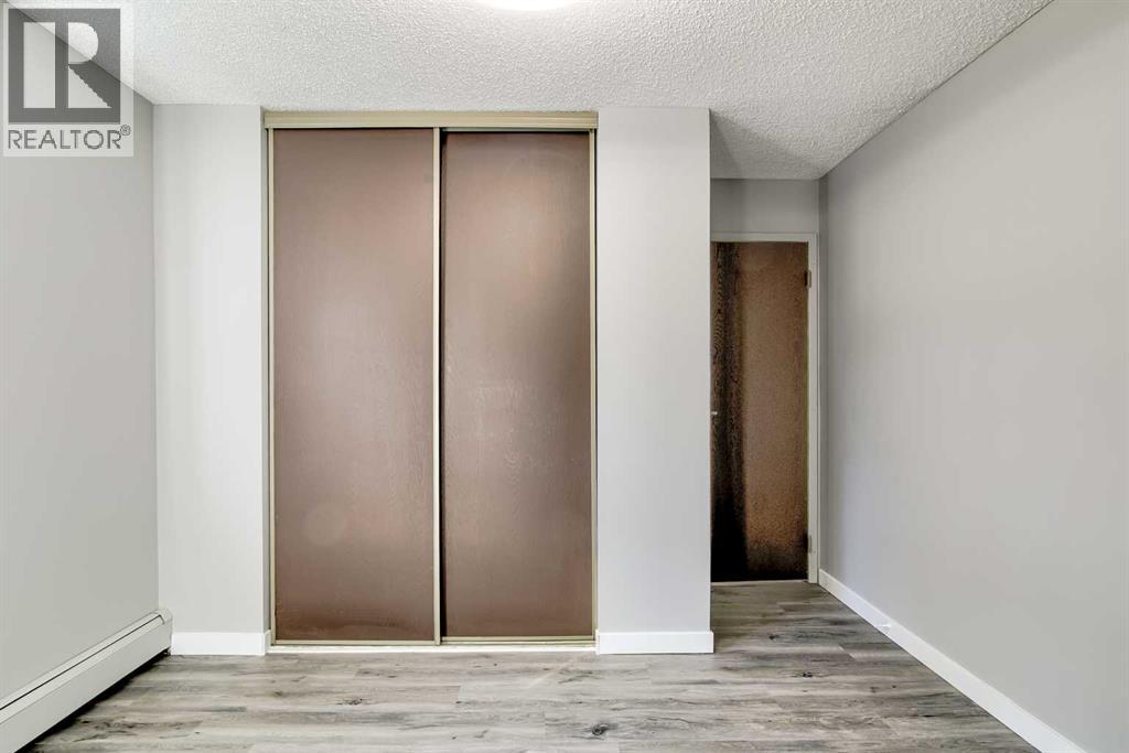 Photo 12 of 109 420 Columbia Boulevard W, Lethbridge AB