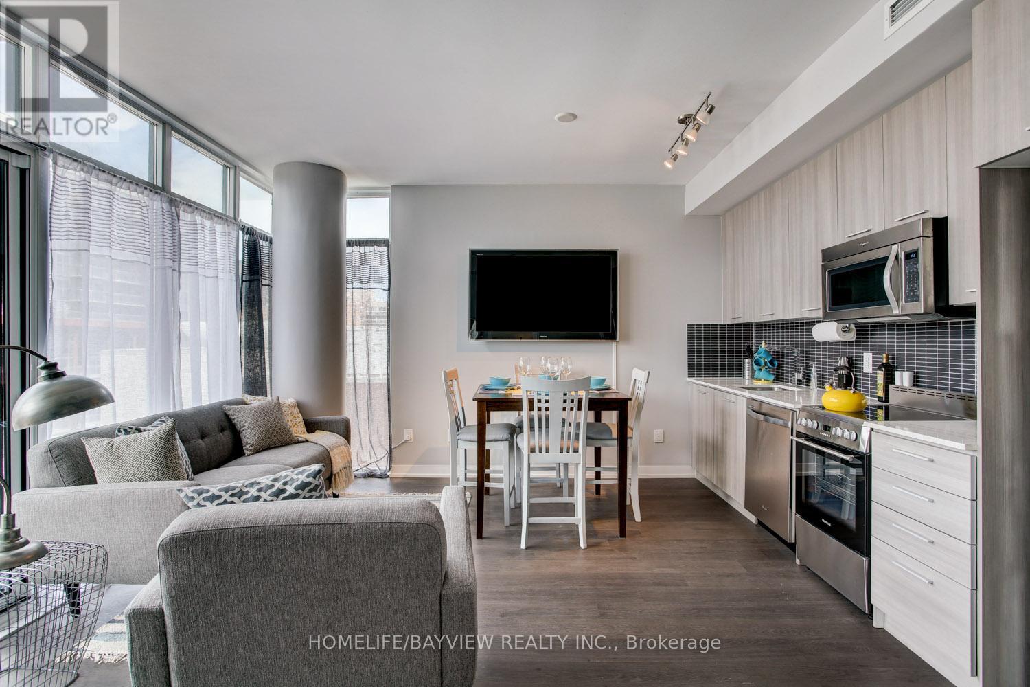 Photo 5 of 804 105 George Street, Toronto ON