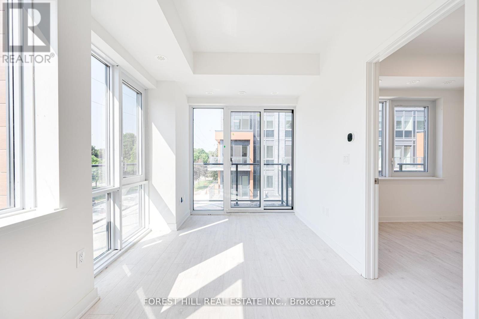 Photo 20 of 147 67 Curlew Drive, Toronto ON