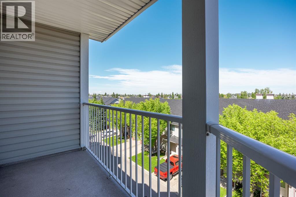 Single Family House for Sale in   prestwick pond Terrace SE McKenzie Towne Calgary 