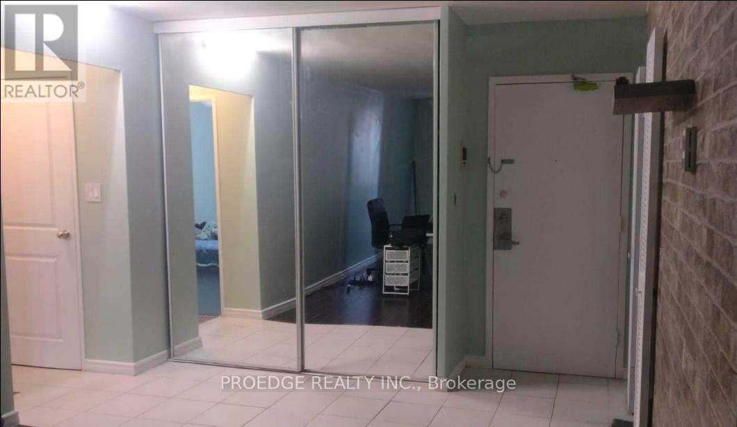 Photo 13 of 102 5 Massey Square, Toronto ON