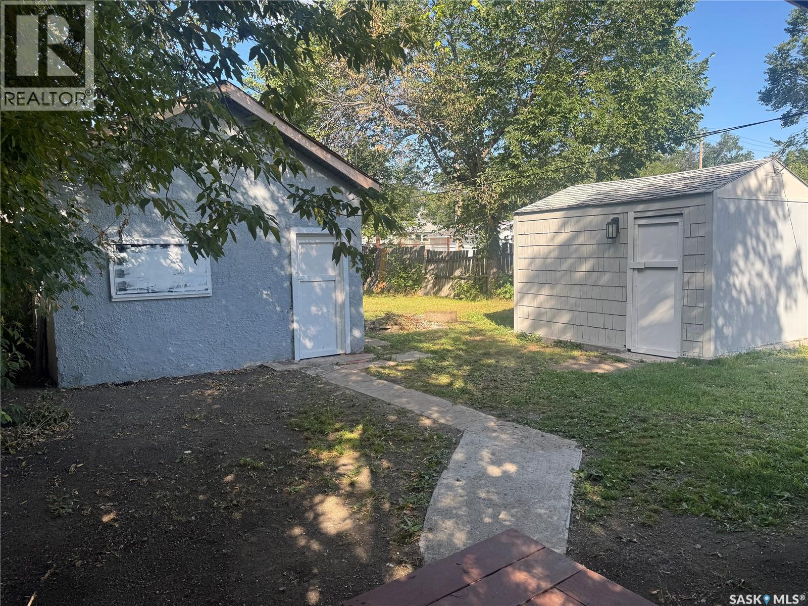 Photo 15 of 1056 Princess Street, Regina SK