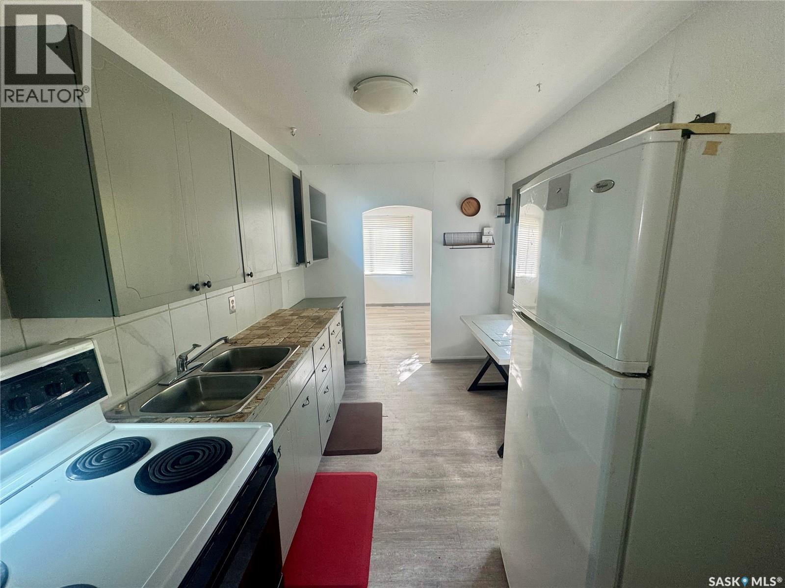 Photo 6 of 1056 Princess Street, Regina SK