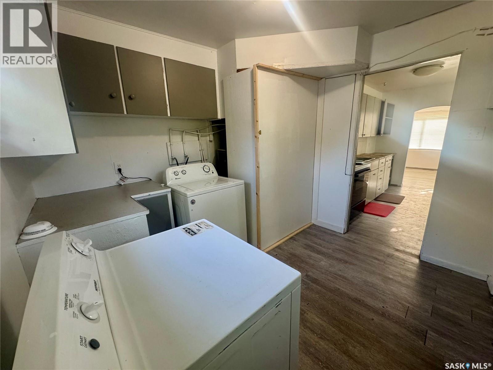 Photo 17 of 1056 Princess Street, Regina SK