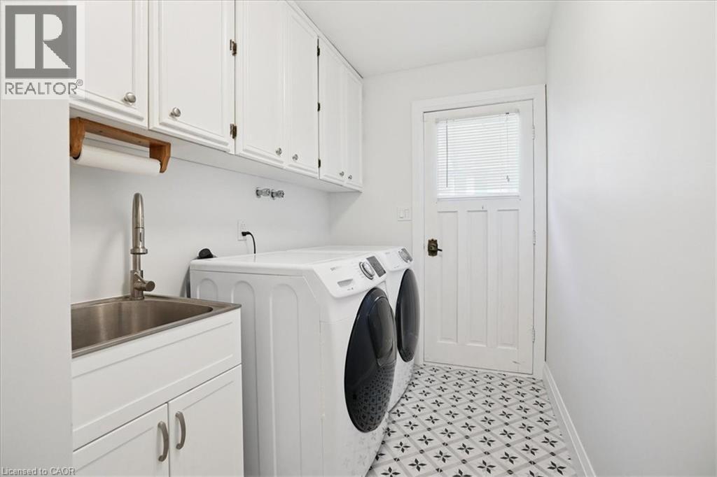 Photo 18 of 93 Westgate Park Drive, St Catharines ON