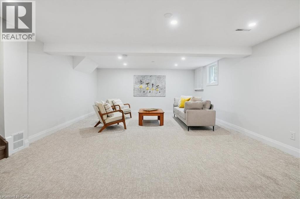 Photo 25 of 93 Westgate Park Drive, St Catharines ON