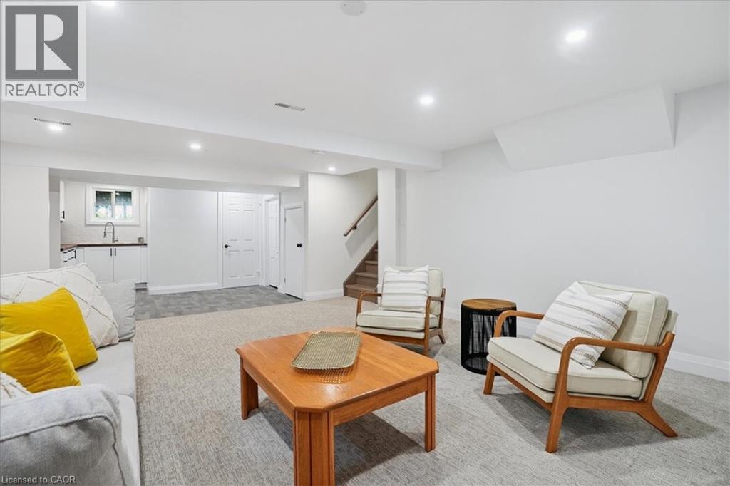 Photo 27 of 93 Westgate Park Drive, St Catharines ON