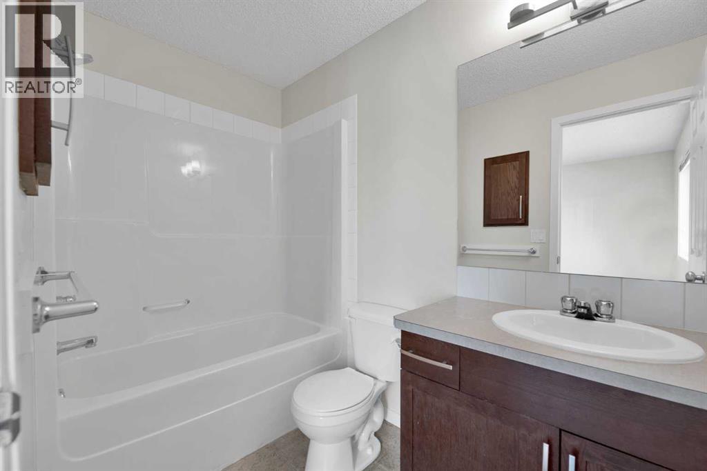 Photo 22 of 203 Cranberry Green Se, Calgary AB