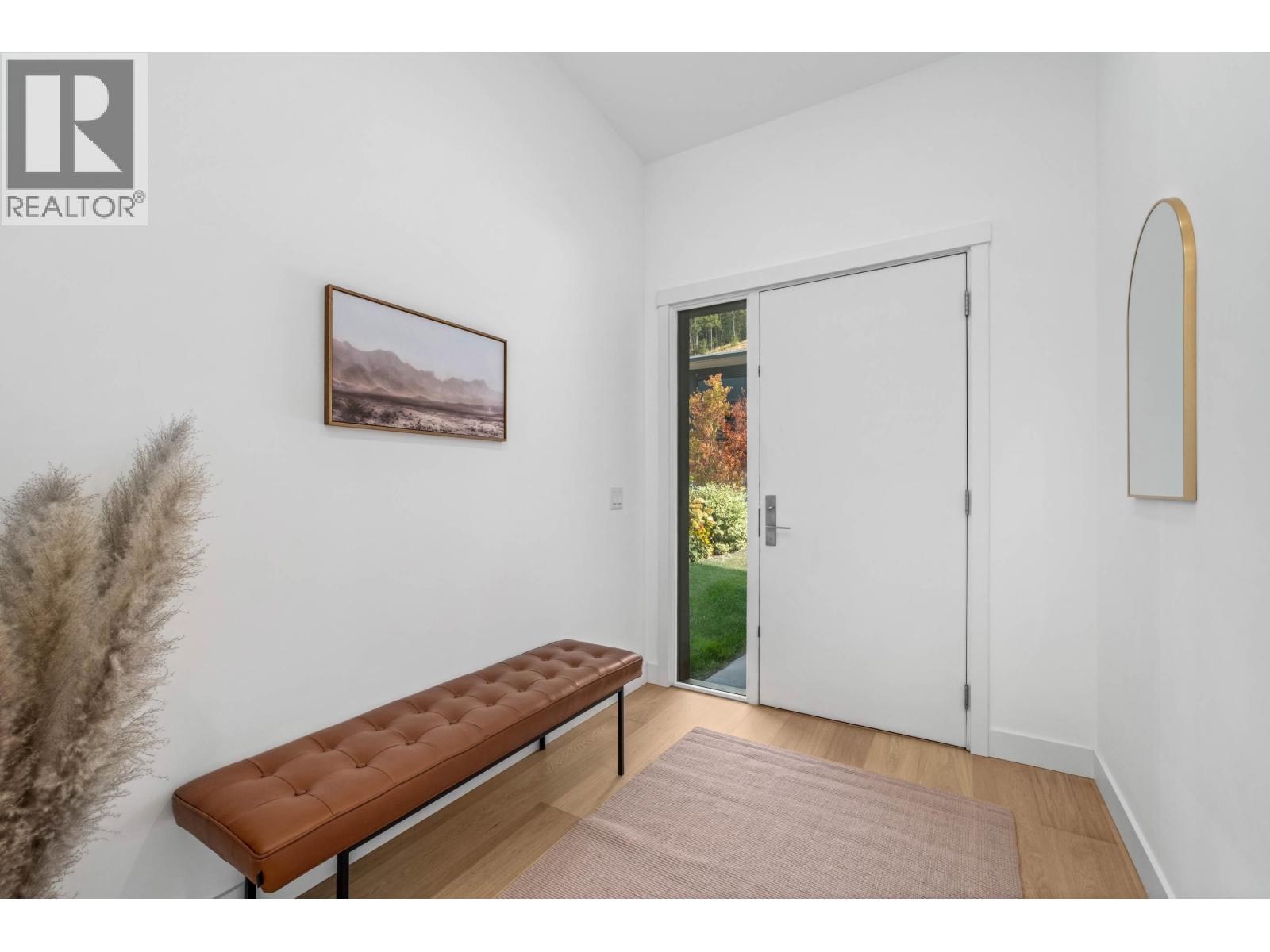 7 4000 SUNSTONE WAY, Pemberton
