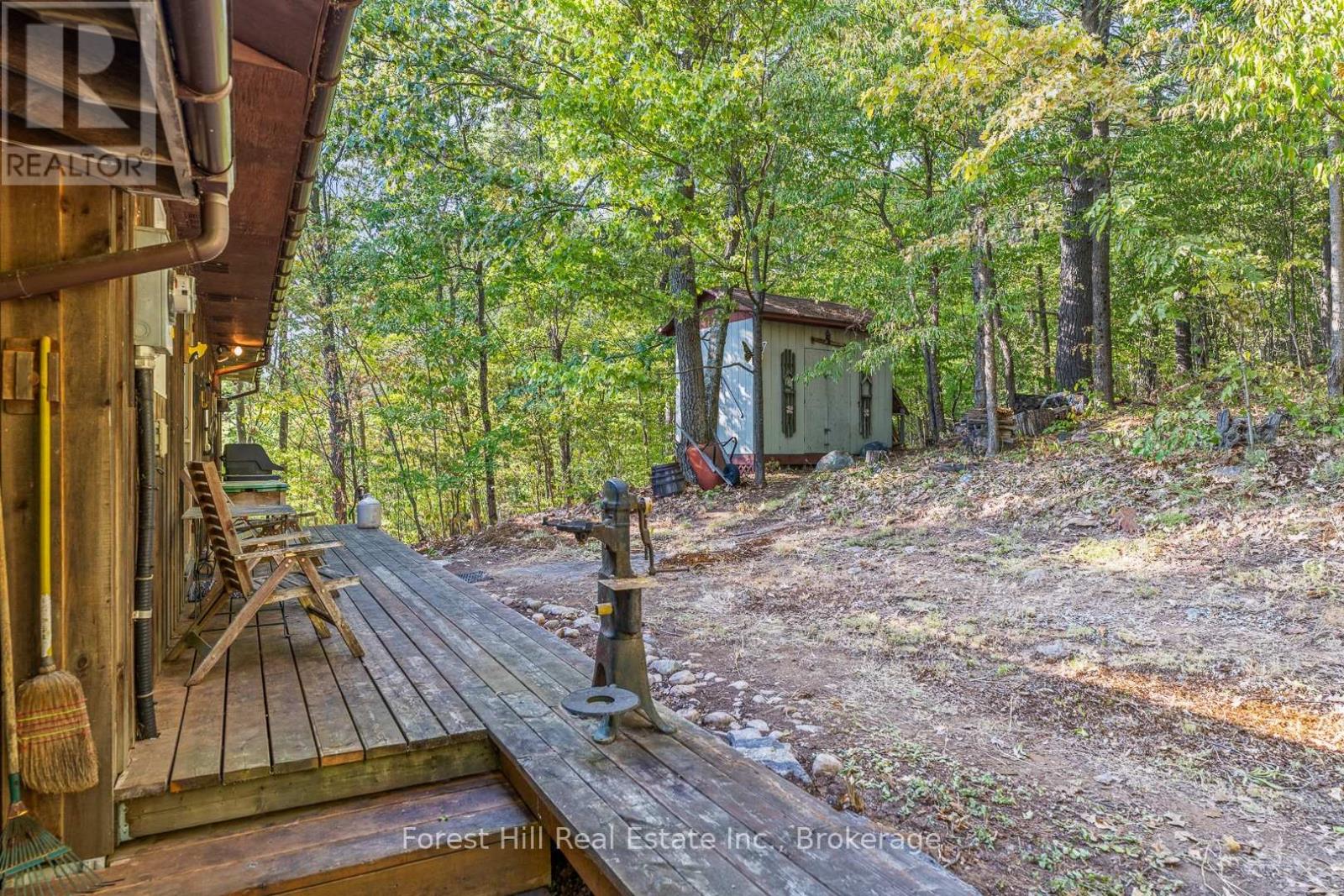 Photo 33 of 2611 Highway 35, Lake Of Bays ON