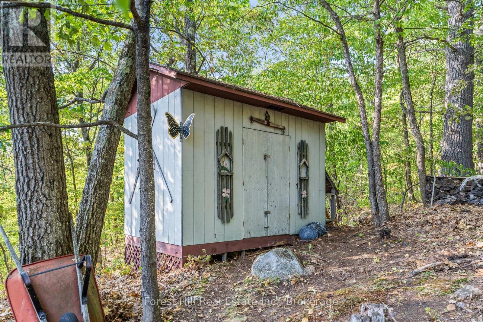 Photo 34 of 2611 Highway 35, Lake Of Bays ON