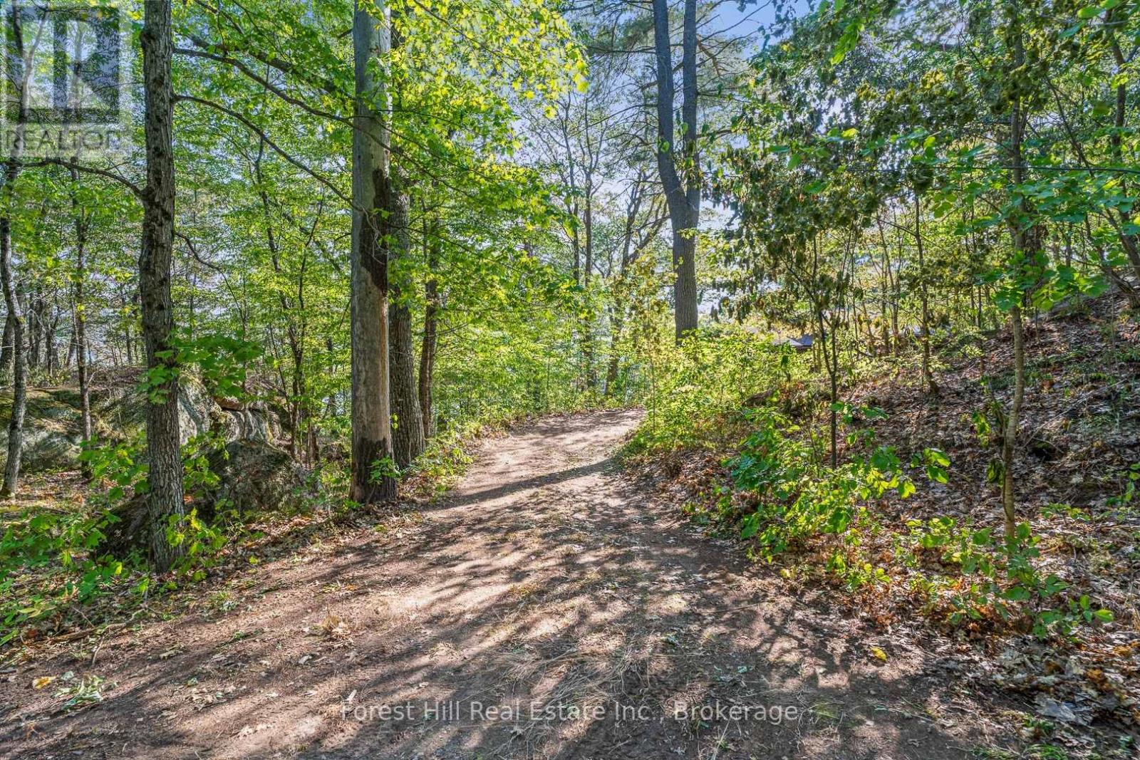 Photo 36 of 2611 Highway 35, Lake Of Bays ON