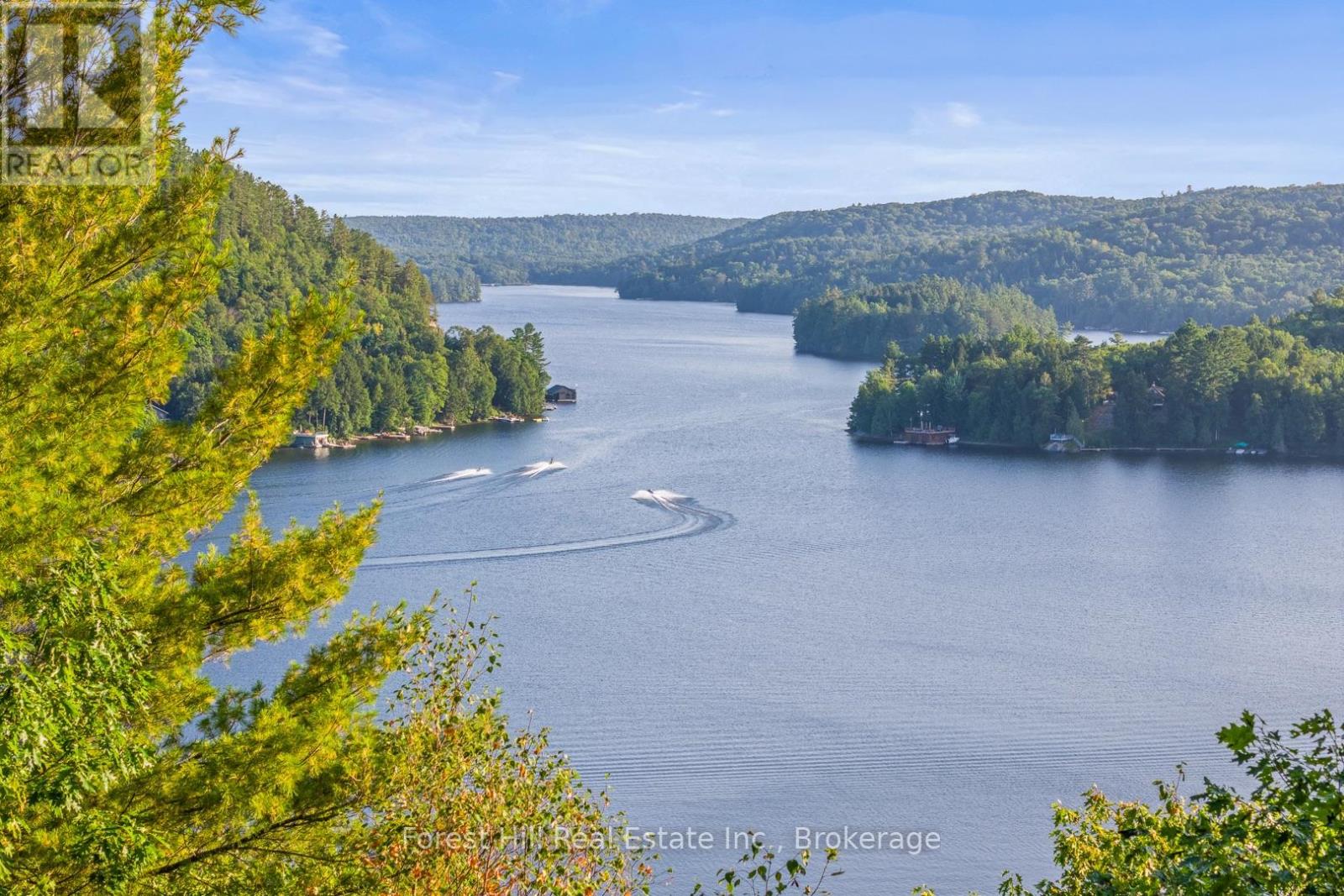 Photo 48 of 2611 Highway 35, Lake Of Bays ON