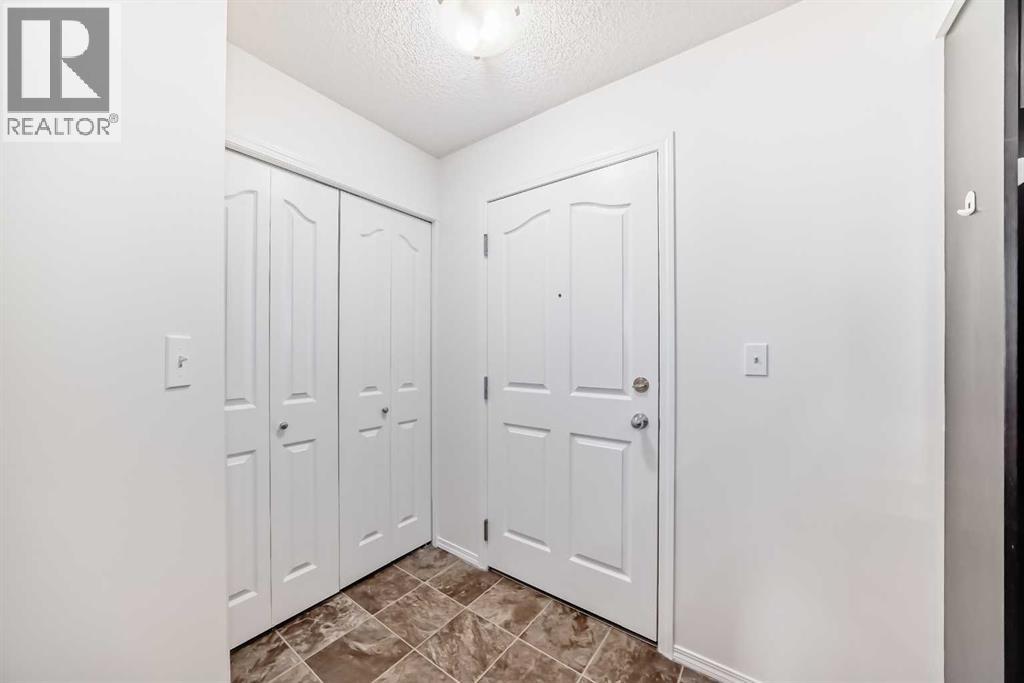 Photo 15 of 411 7130 80 Avenue Ne, Calgary AB