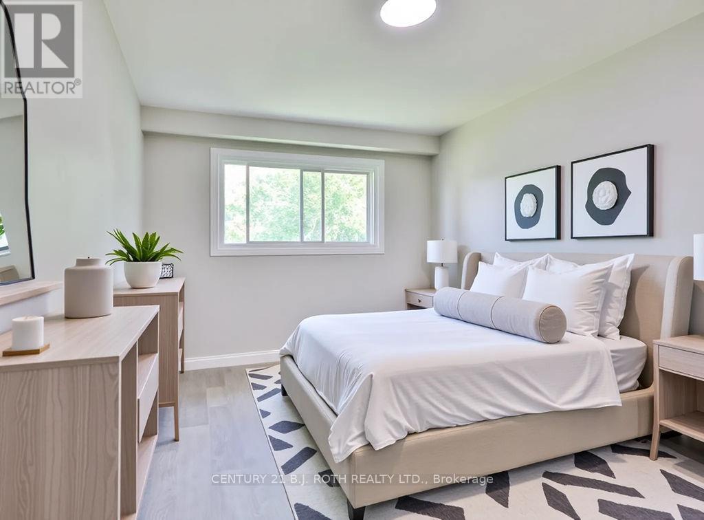 Photo 5 of 47 Stewart Avenue, New Tecumseth ON