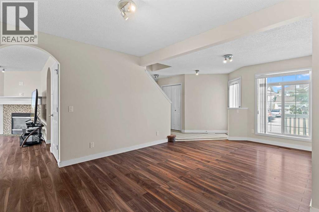 Single Family House for Sale in  Coral Reef Manor NE Coral Springs Calgary 