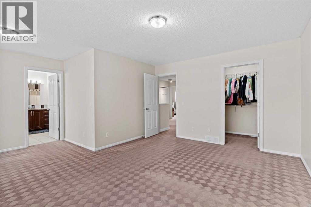 Single Family House for Sale in  Coral Reef Manor NE Coral Springs Calgary 