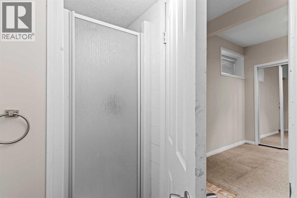 Single Family House for Sale in  Coral Reef Manor NE Coral Springs Calgary 