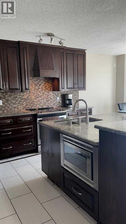 Single Family House for Sale in  Coral Reef Manor NE Coral Springs Calgary 