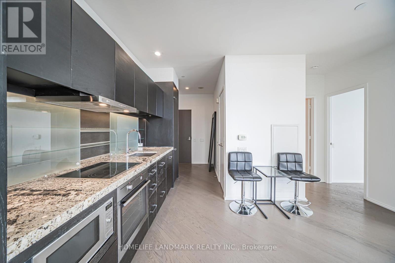 Photo 15 of 5202 45 Charles Street E, Toronto ON
